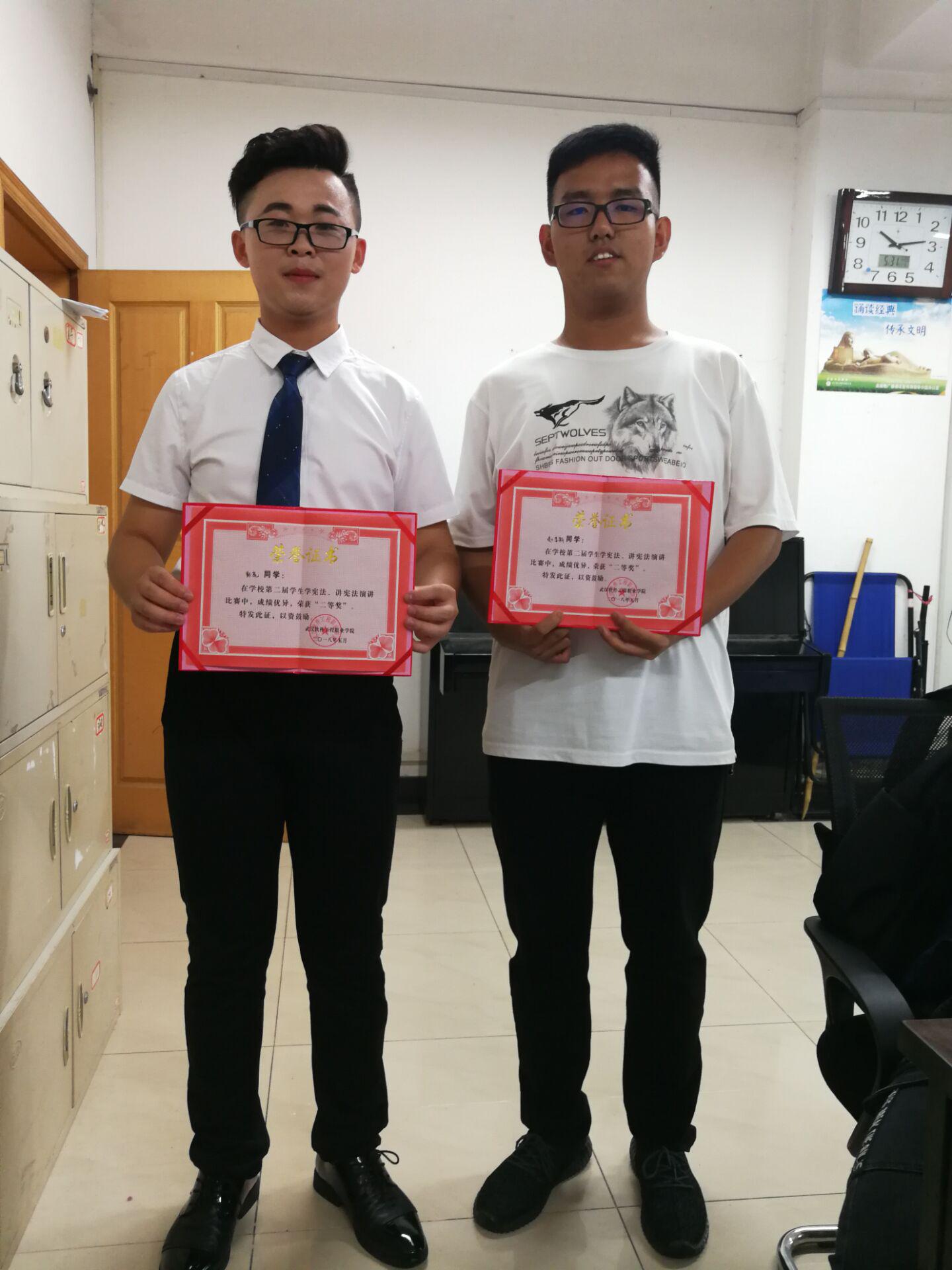 1527755205119929.jpg 1527755205119929.jpg