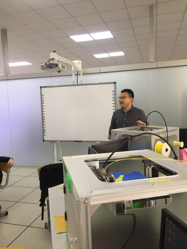 1523426501659419.png 教学保证 师资先行1.png