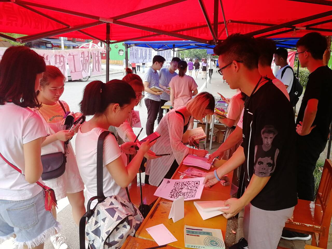 1528442496550161.jpg 1528442496550161.jpg