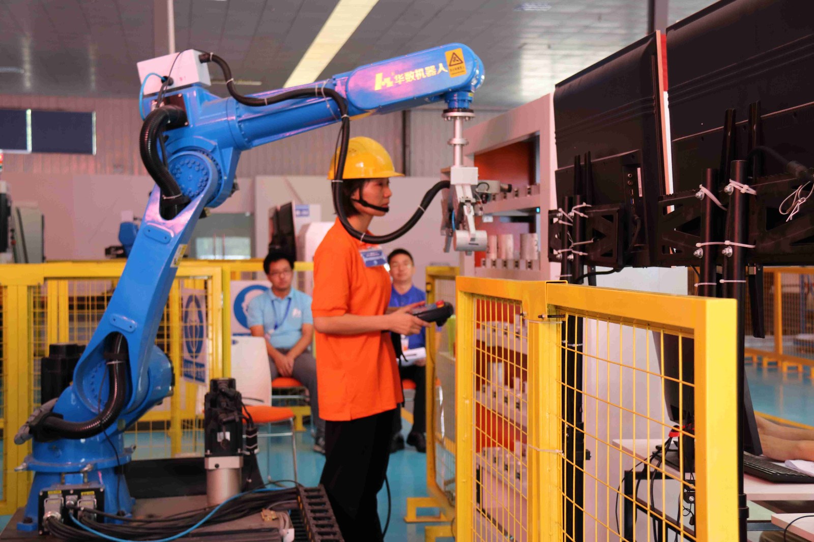 1536989112289216.jpg 1536989112289216.jpg